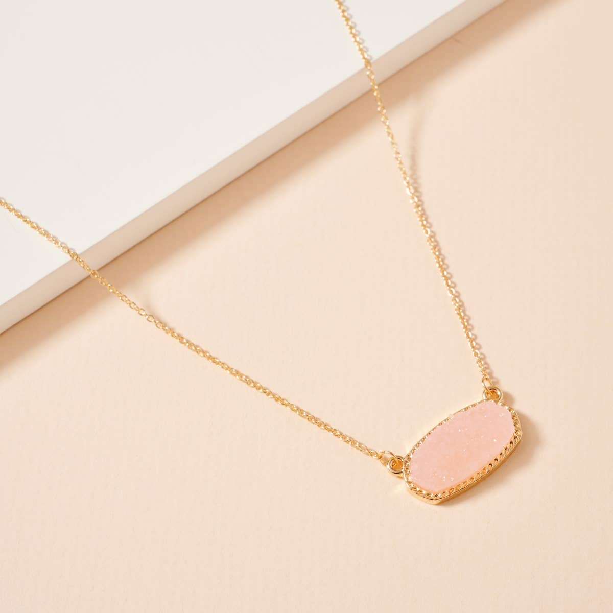 Druzy Stone Charm Short Necklace