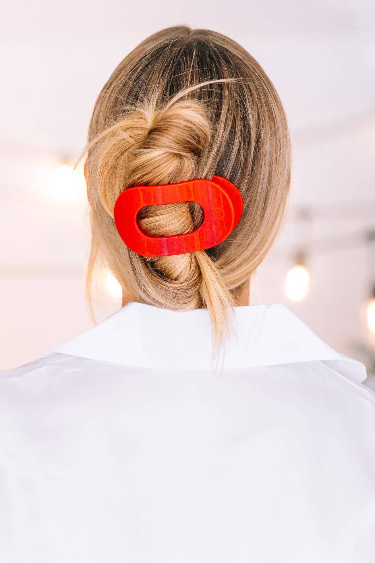 Round Flat Hair Clip | Medium | Red