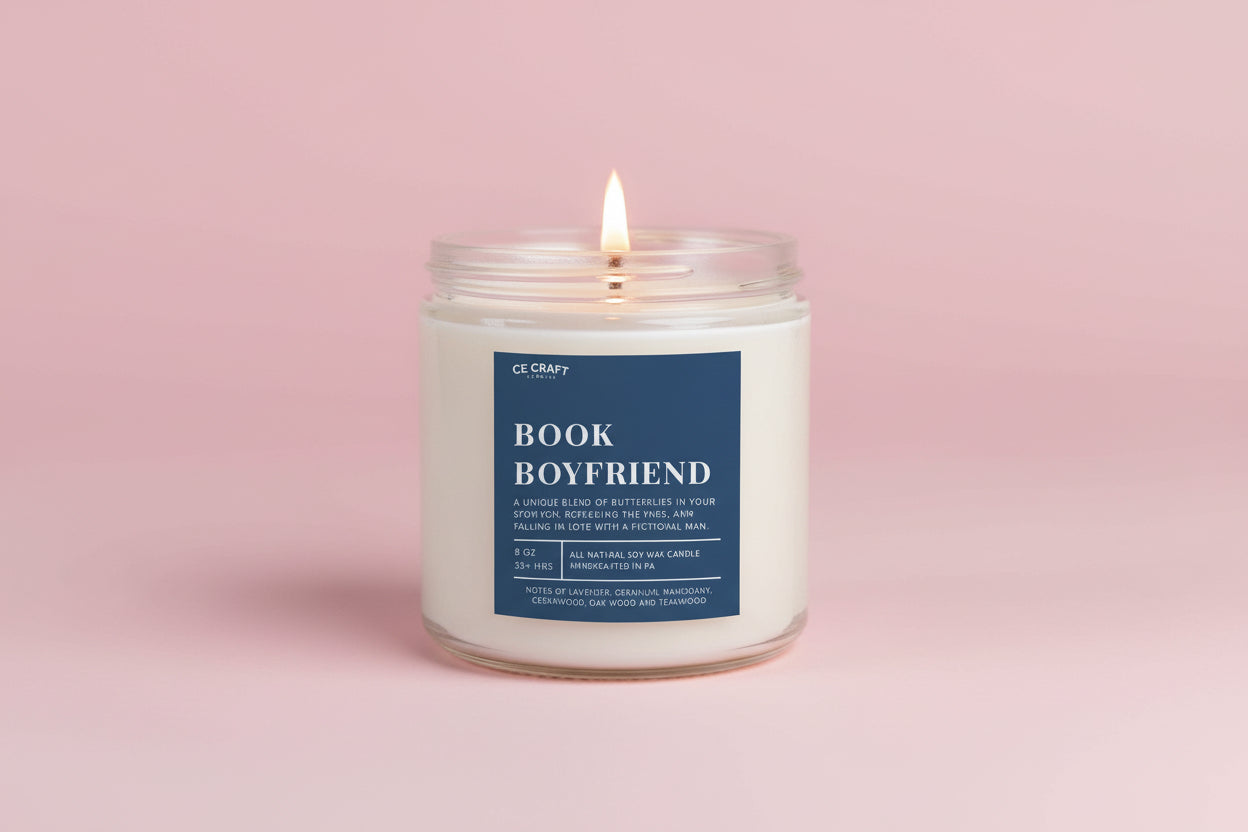 Book Boyfriend Soy Candle – Mahogany, Teakwood & Lavender