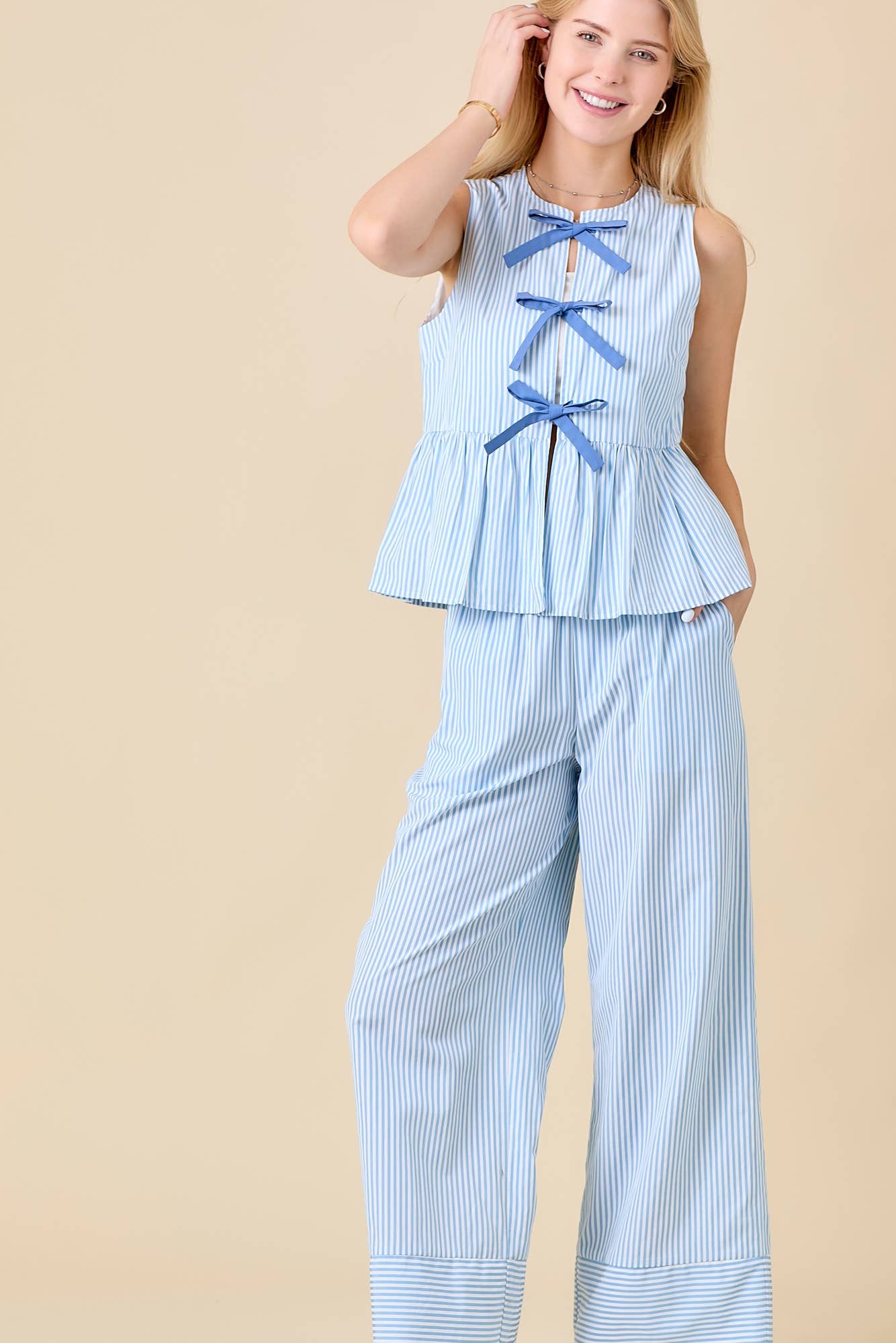 Round Neck Sleeveless Blouse With Ribbon Tie