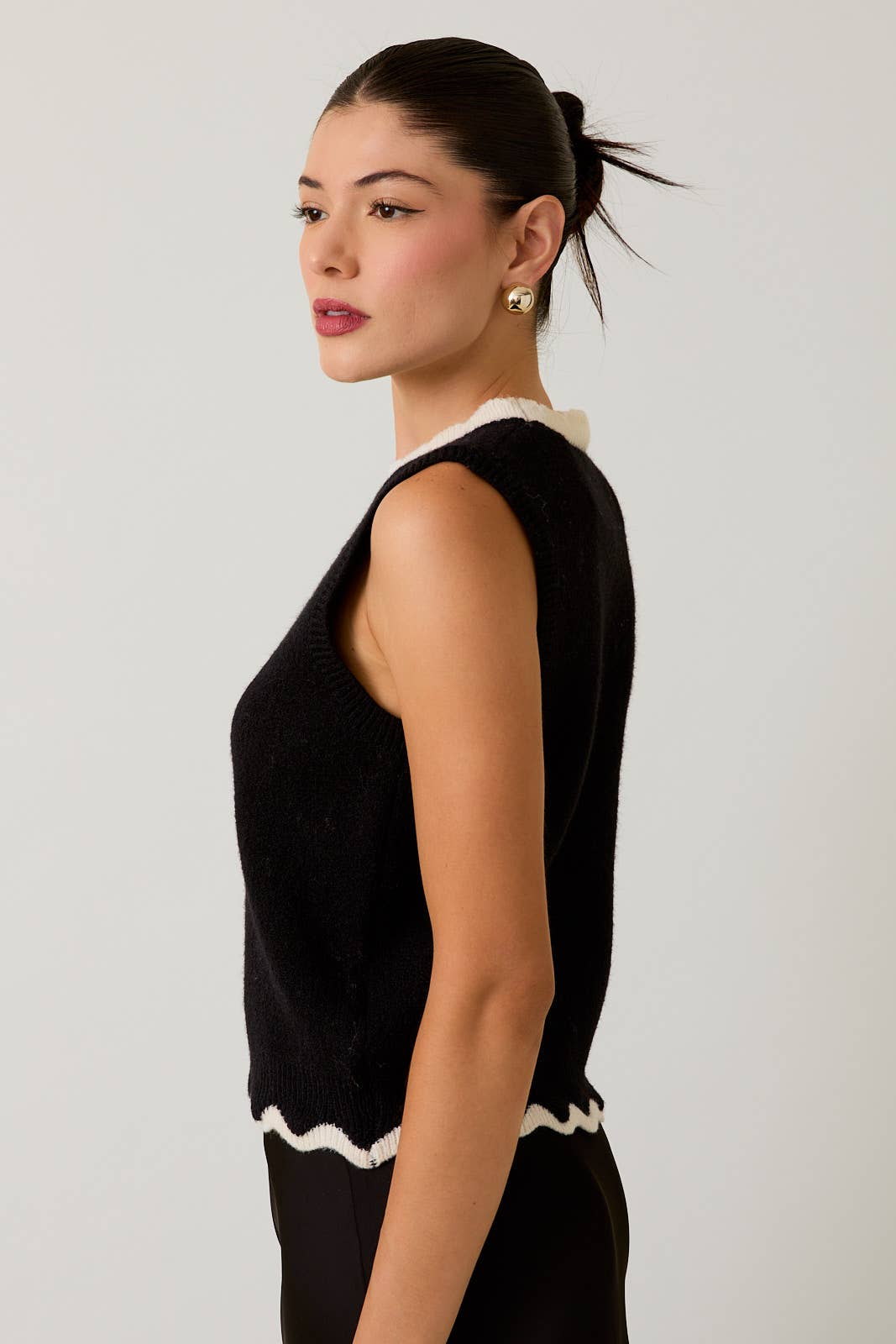 The Scallop Edge Sweater