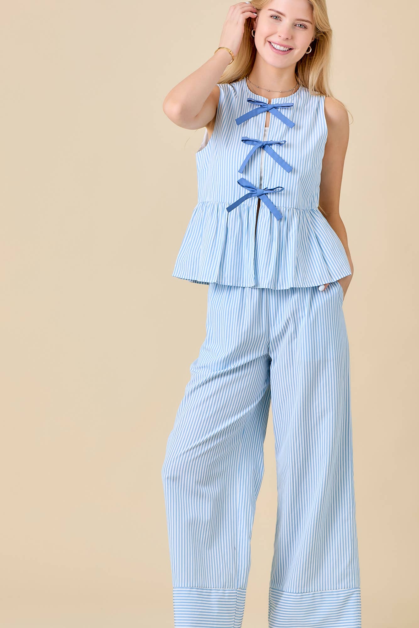 Round Neck Sleeveless Blouse With Ribbon Tie