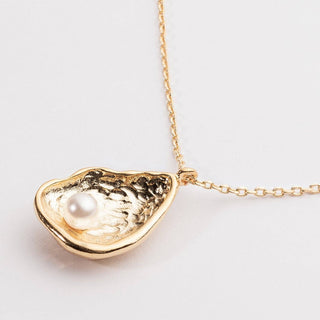Shells & Sweethearts Pendant