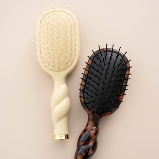 Mini Detangler Brush for Medium Hair - Tan