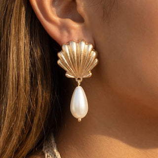 Scallop Shell Teardrop Pearl Drop Earrings