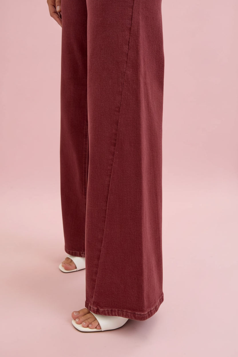 Judy Blue High-Waisted Retro Wide Leg Jeans With Twisted Seams