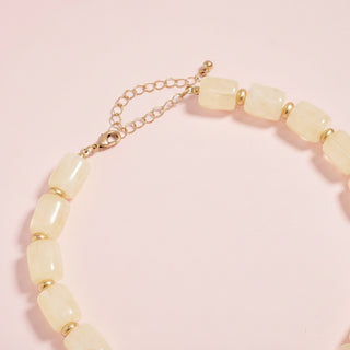 Gold Seashell Pendant Beaded Necklace