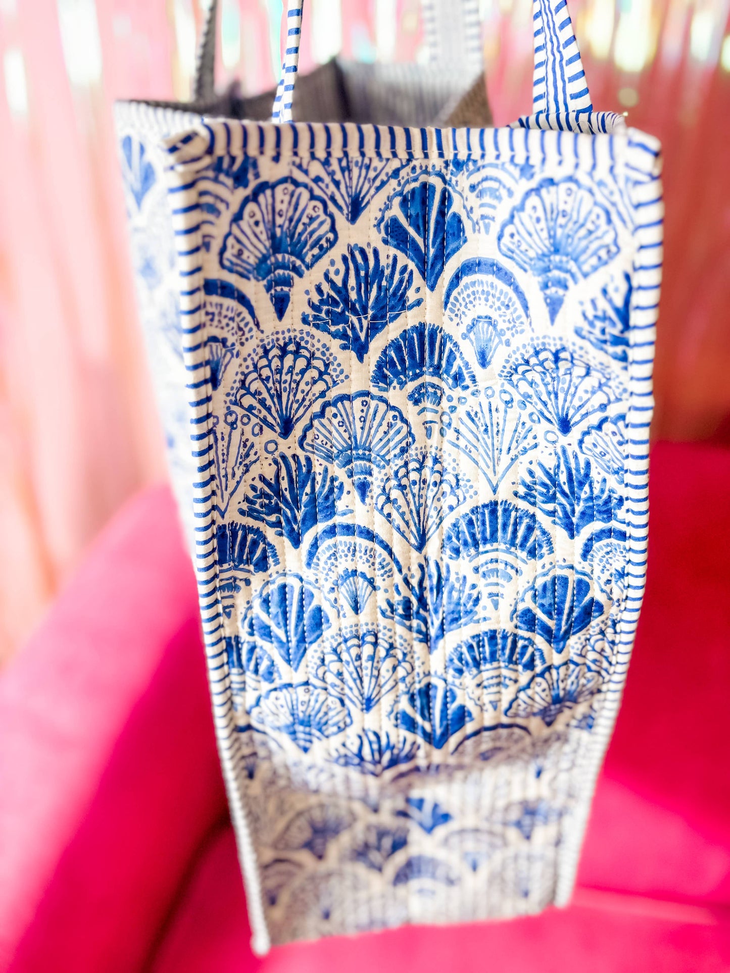 Calico Scallop | Regular Size Quilted Tote Bag 