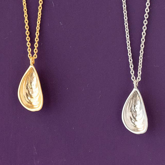 Oyster Shell Charm Necklace