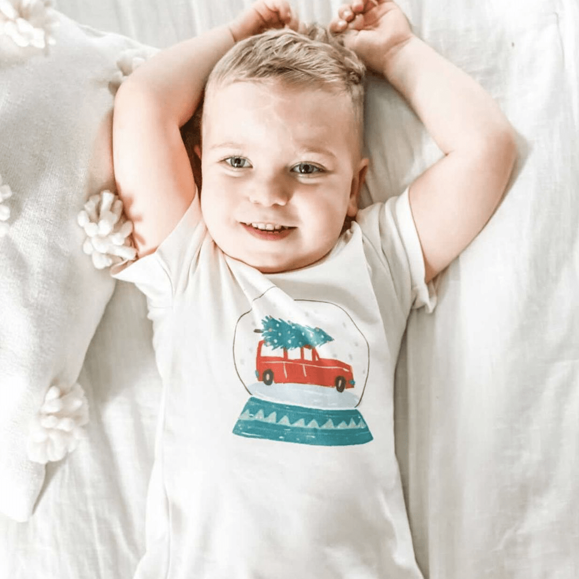 Kid toddler graphic tee | snow globe