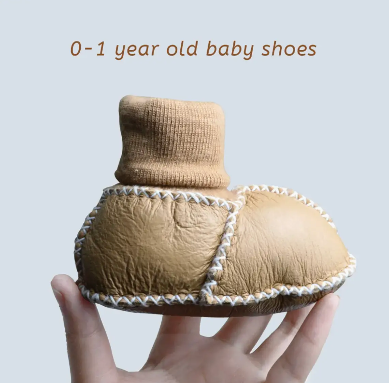 Baby cozy booties | tan