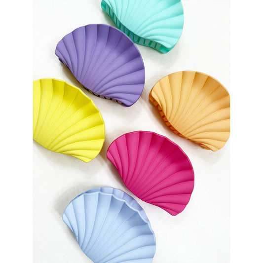Matte Large Shell Design Hair Claw