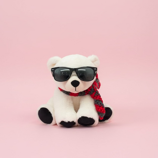 Junior mint inspired polar bear from the summer I turned pretty on a pink background. 