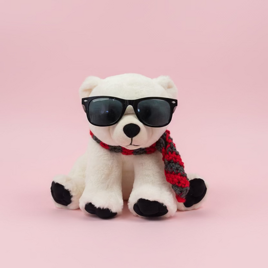 Junior mint inspired polar bear from the summer I turned pretty on a pink background. 