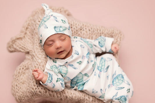 Infant Unisex Sea Turtle Baby Gown and Hat Set