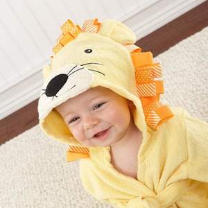 Big Top Bath Time"" Lion Hooded Spa Robe