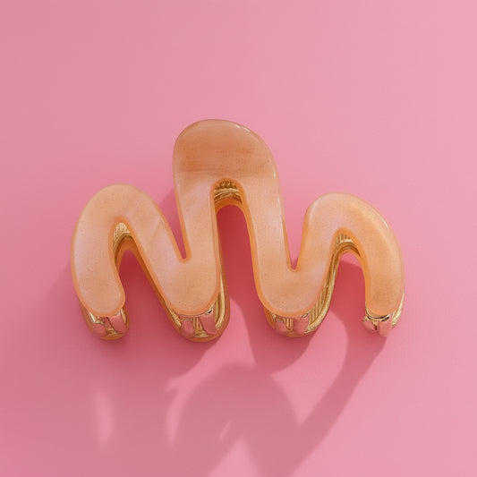 Matte Wavy Claw Clip with Gold Detailing – Small Hair Clip for Half-Up Styles